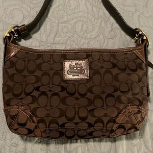 Coach Brown Signature Canvas, Leather Strap Shoulder Bag Lavender Interior